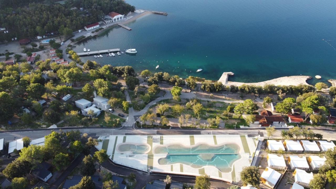 Sea House Shade, Pool & Jacuzzi - Privilege Point Camping & Villas Selce Extérieur photo